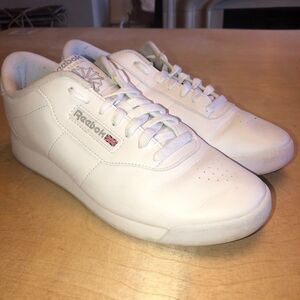 Reebok Classic (1Y3001) Athletic Shoe -‎ Women's Size 10 White Sneakers